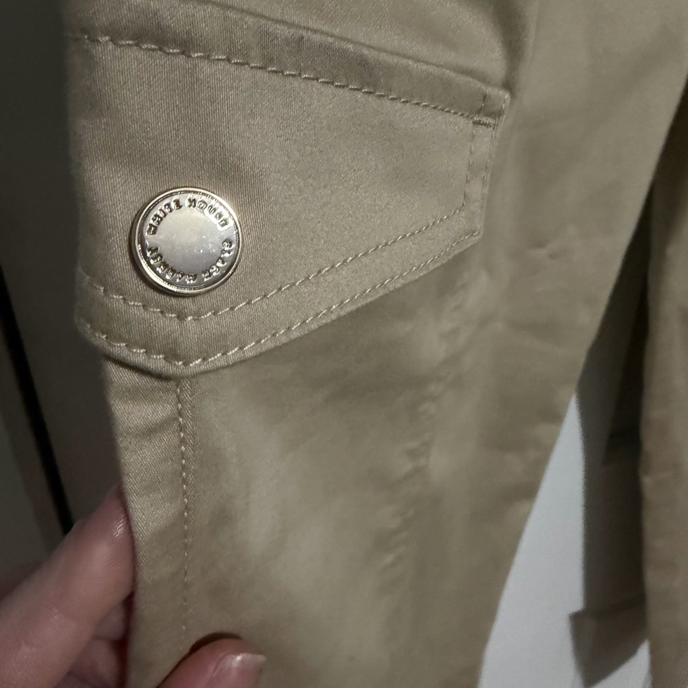 NWT White House Black Market High Rise Utility Crop Pants Size 10. - Picture 3 of 7